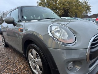 /photos/12667/a6b176c3-b083-43fc-8ca6-5bf61e197698_i320x240.jpg
